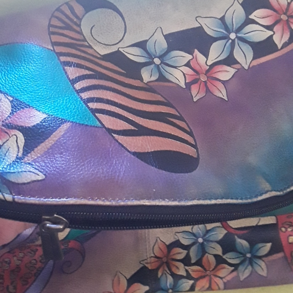 Handbag - Picture 5 of 6